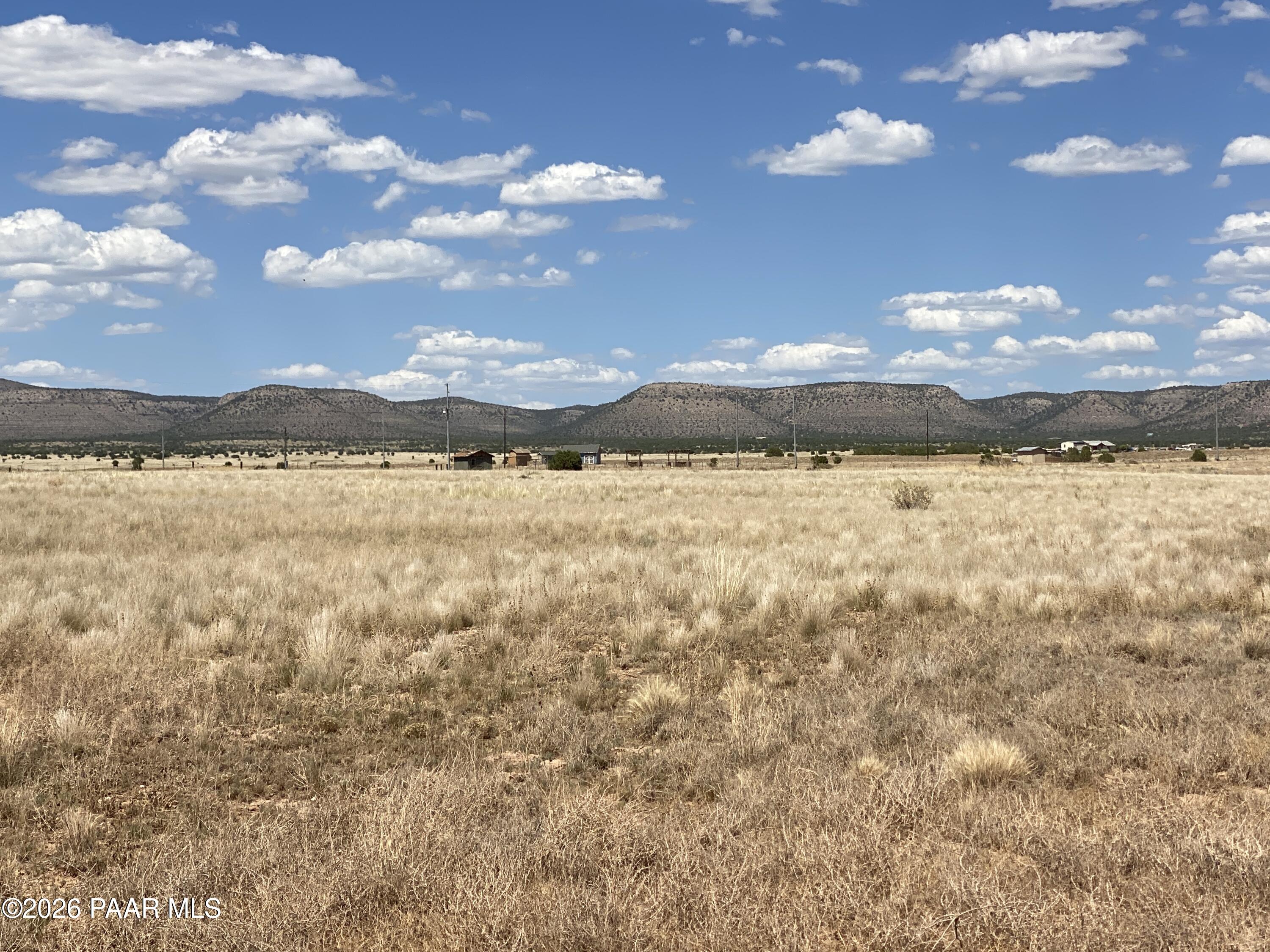 3259 West Onyx Road Paulden, AZ 86334 - Photo 8 of 8 IMG_2310
