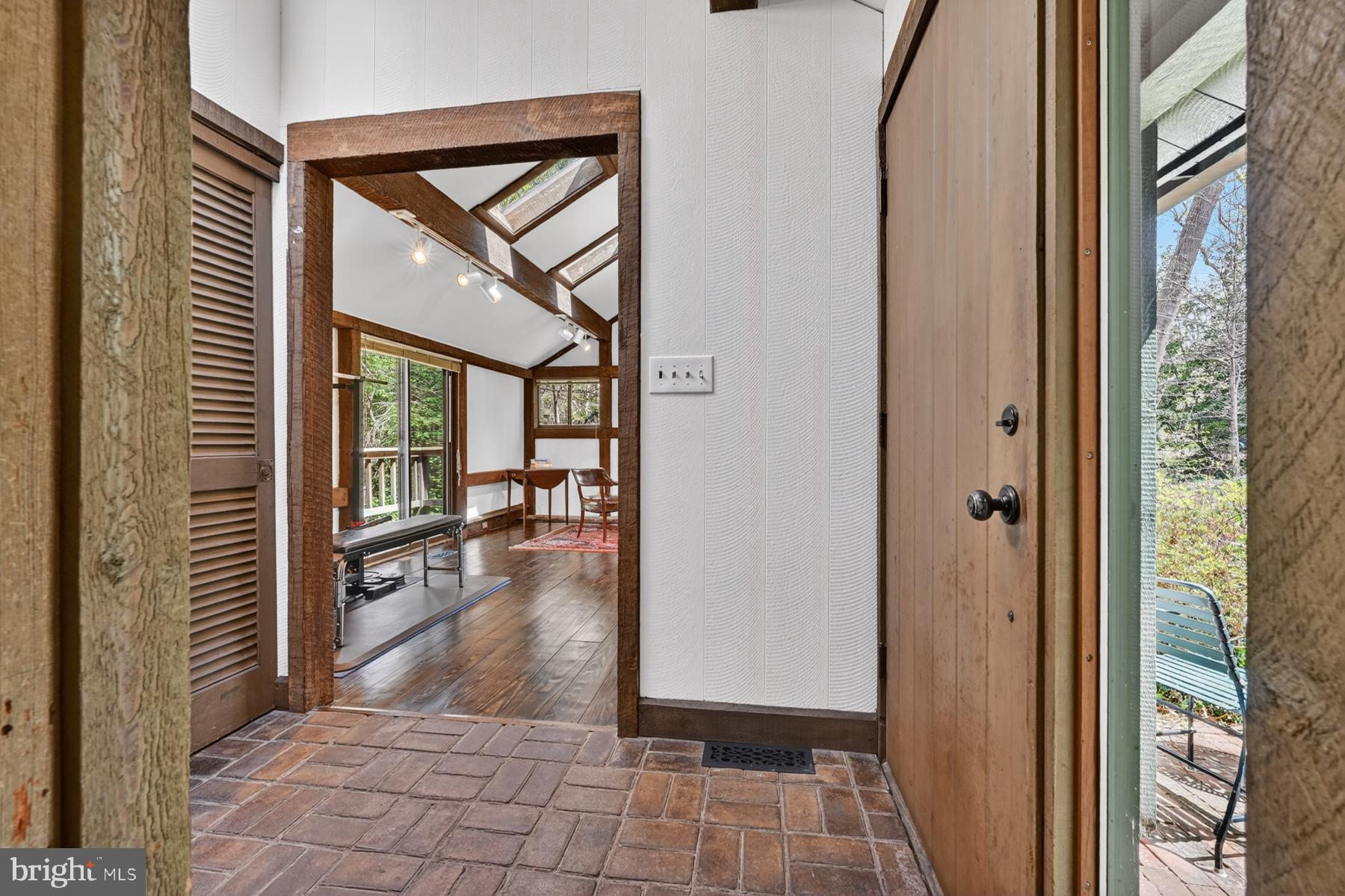 508 Epping Forest Road Annapolis, MD 21401 - Photo 20 of 93 Front door entrance