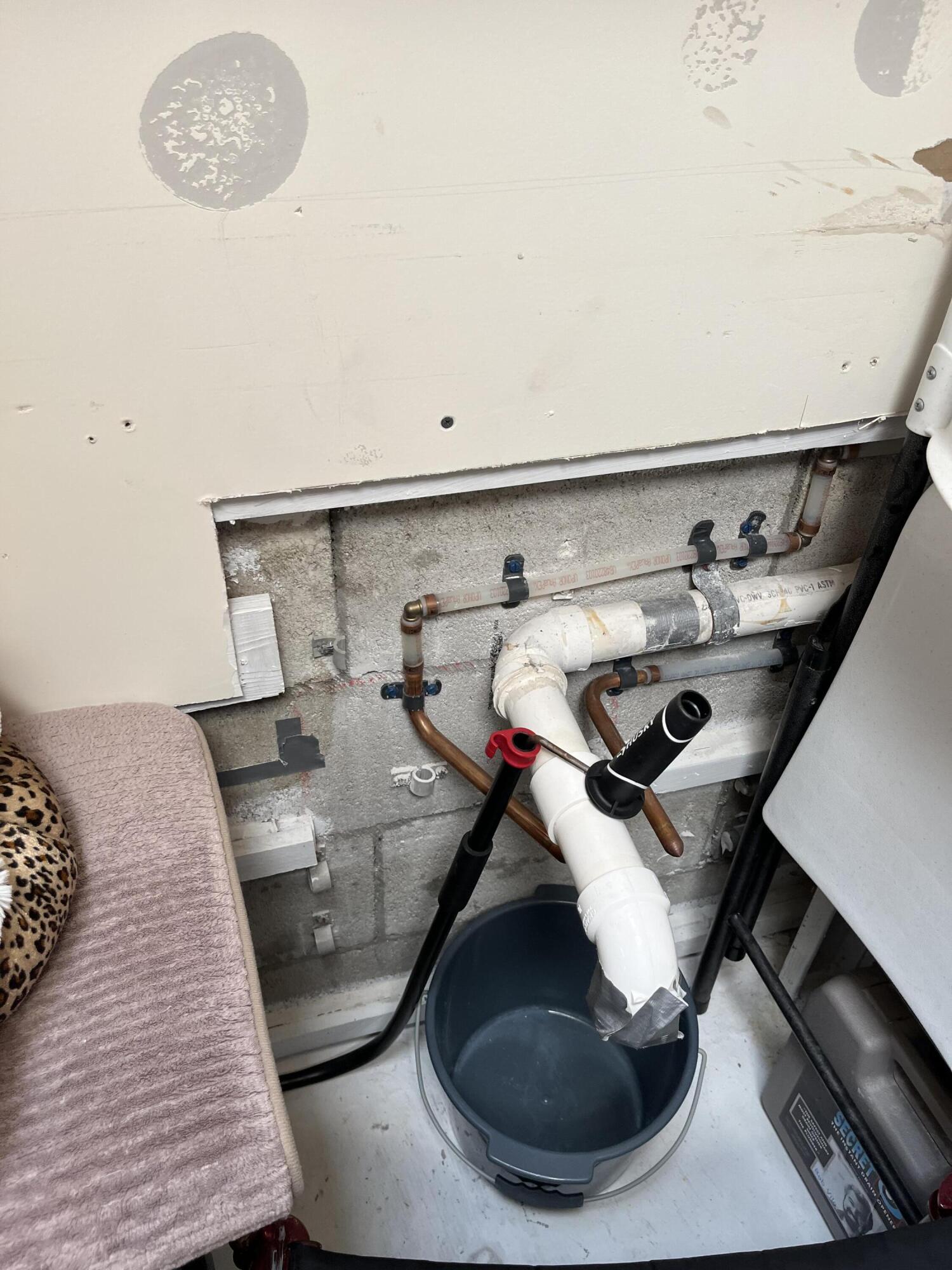 206 South Hampton Drive Jupiter, FL 33458 - Photo 20 of 24 view of a living room with furniture