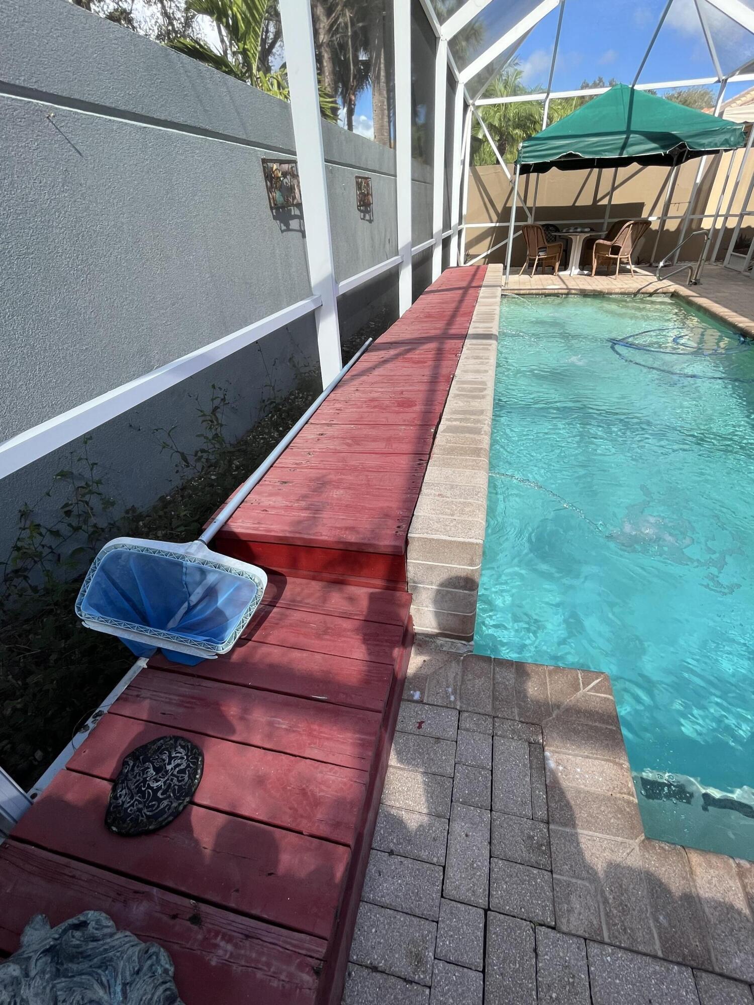 206 South Hampton Drive Jupiter, FL 33458 - Photo 24 of 24 a view of an outdoor space yard