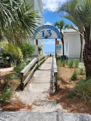 $239,900 | 4114 Holiday Drive, Unit 6, Panama City, FL 32408