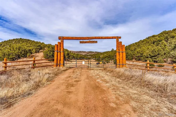 $205,000 | 12550 9th, Victor, CO 80860