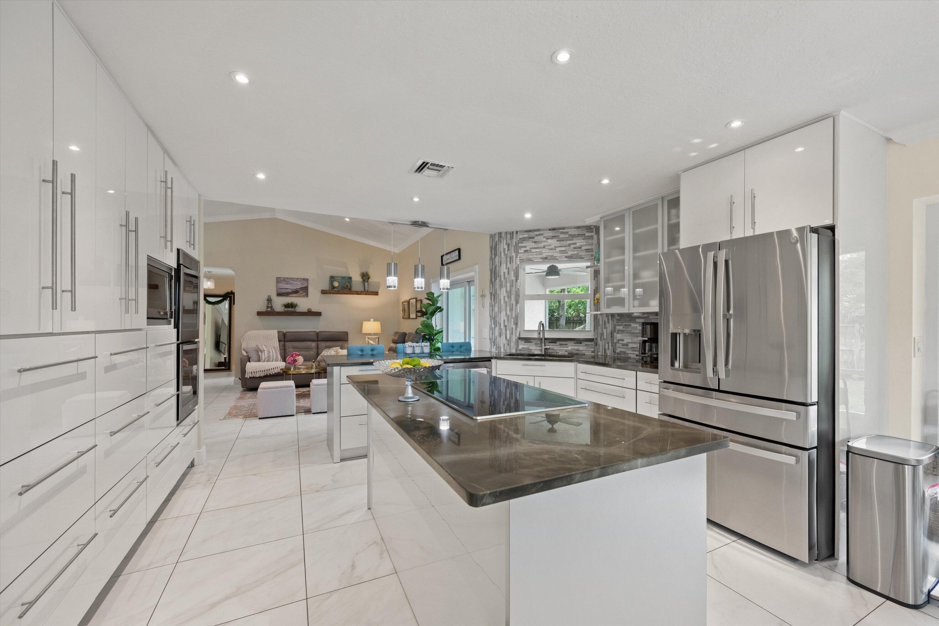 1064 Raintree Lane Wellington, FL 33414 - Photo 14 of 39 Kitchen Island