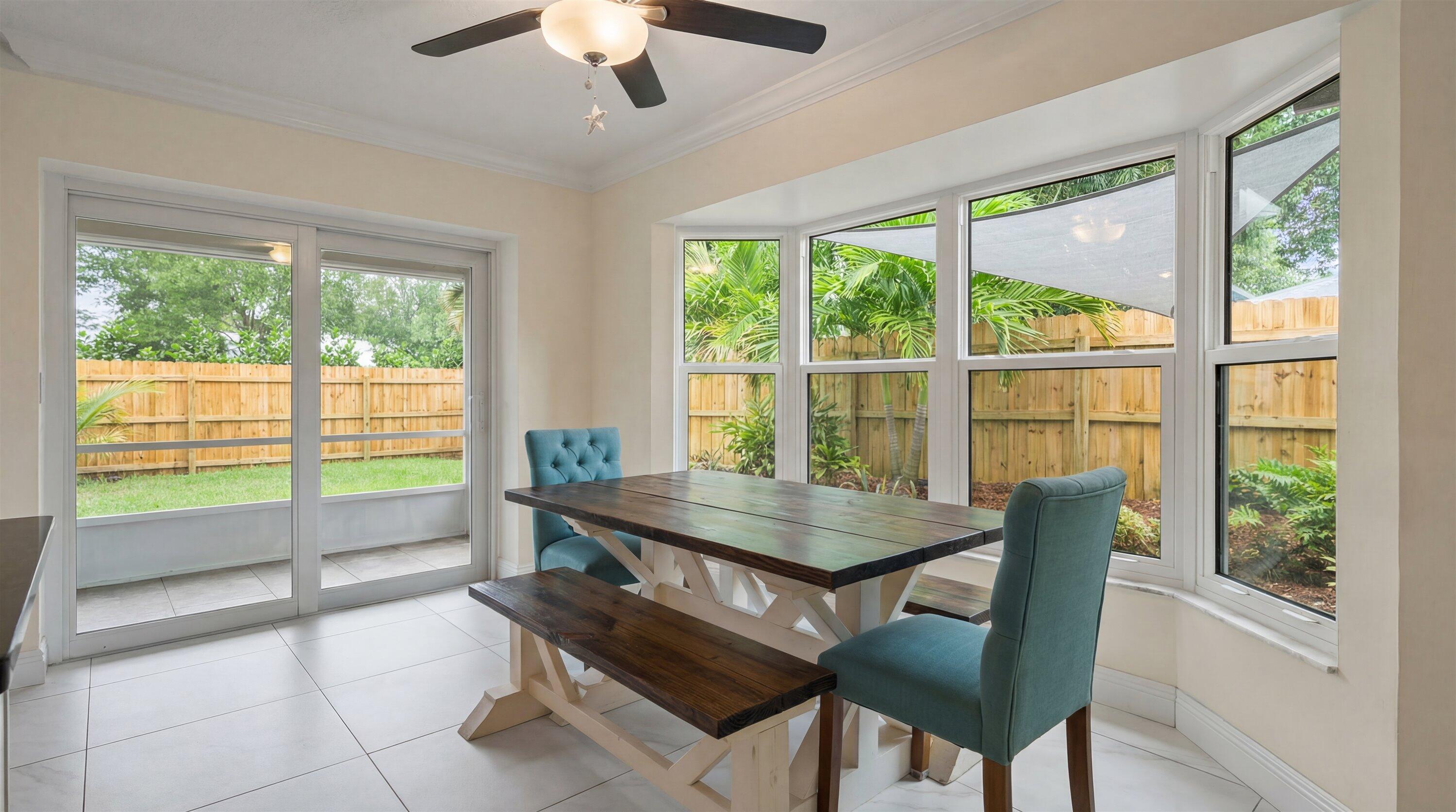 1064 Raintree Lane Wellington, FL 33414 - Photo 16 of 39 Eat-in Dining Room
