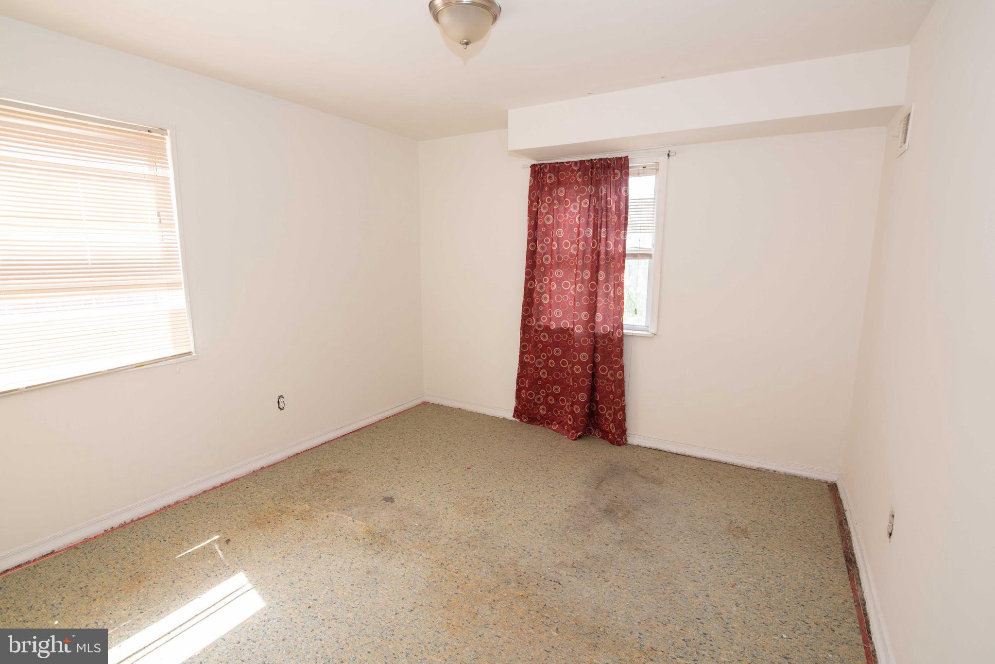 503 Brandywine Street Southeast Washington, DC 20032 - Photo 5 of 34