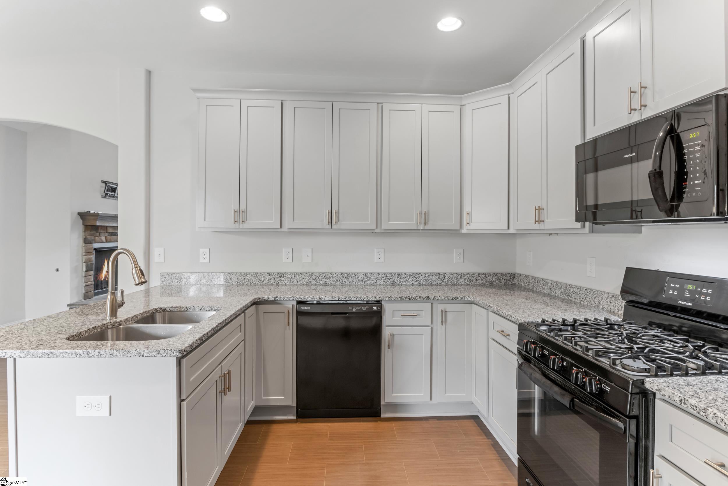 2319 Davenport Court Moore, SC 29369 - Photo 14 of 37