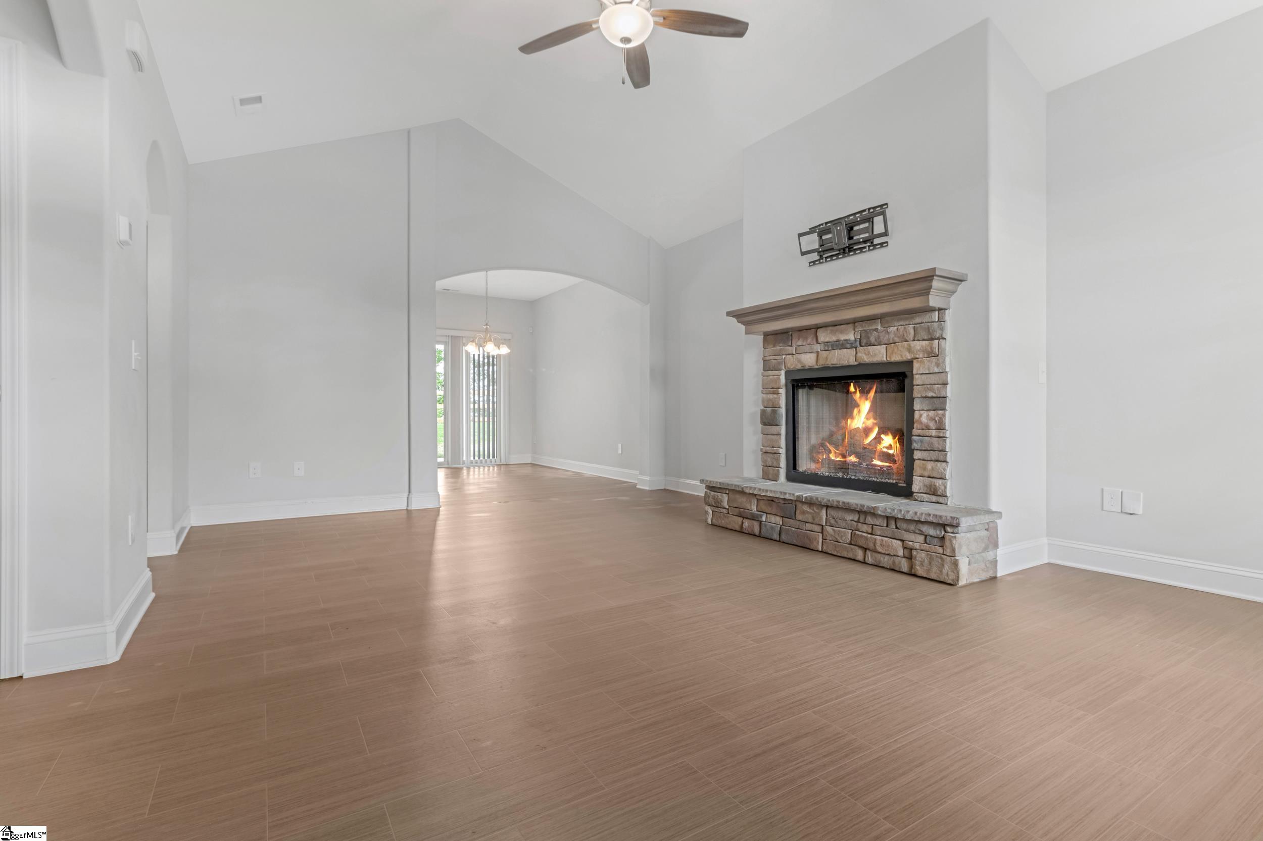 2319 Davenport Court Moore, SC 29369 - Photo 4 of 37