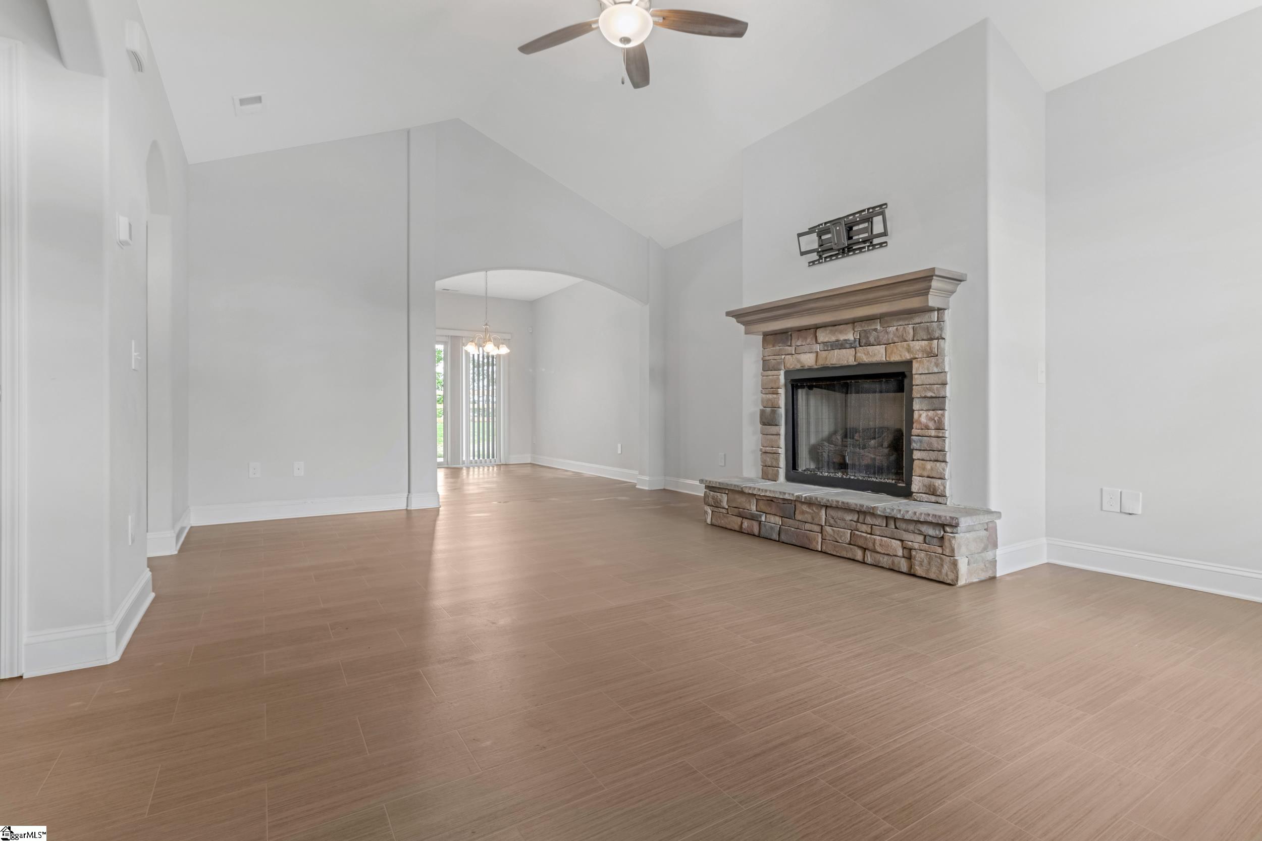 2319 Davenport Court Moore, SC 29369 - Photo 5 of 37