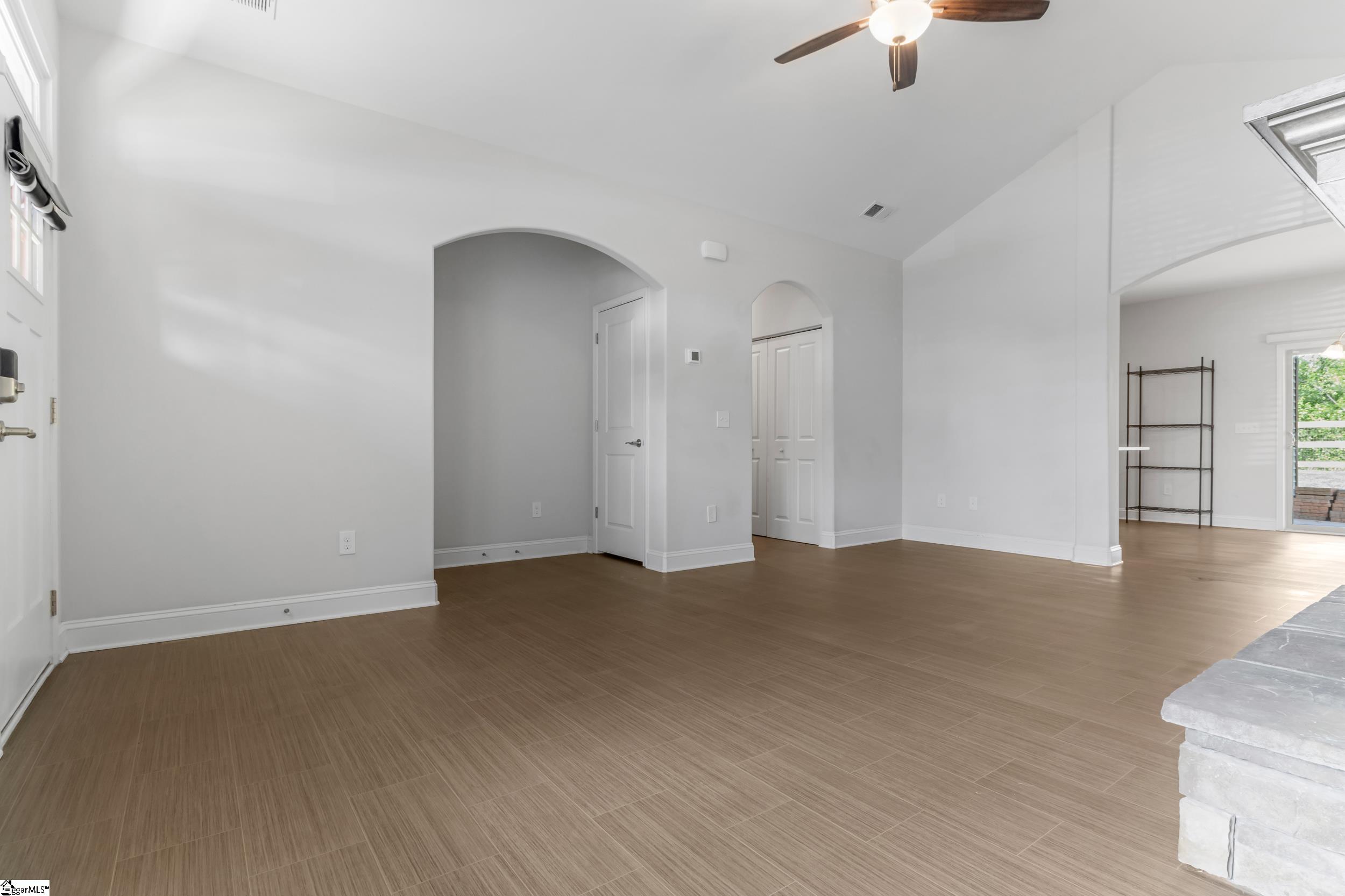 2319 Davenport Court Moore, SC 29369 - Photo 6 of 37