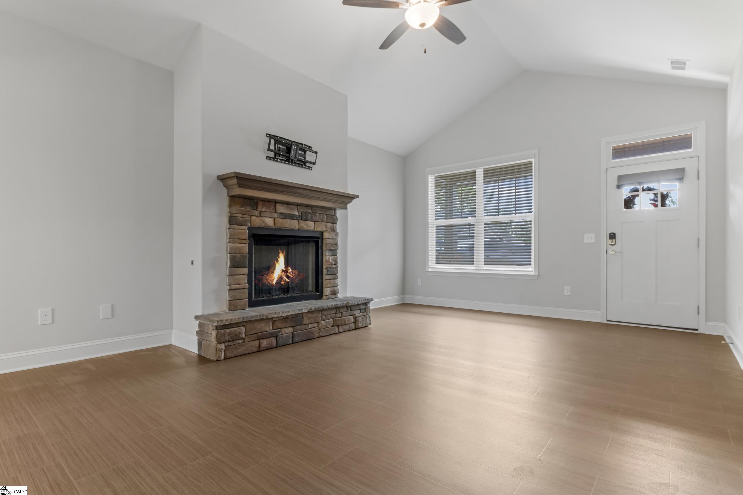 2319 Davenport Court Moore, SC 29369 - Photo 7 of 37