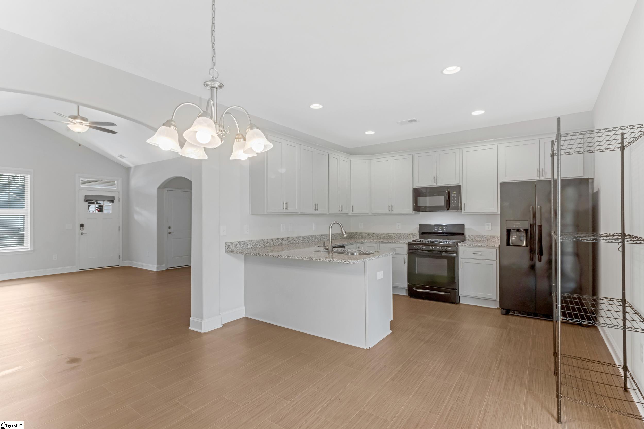 2319 Davenport Court Moore, SC 29369 - Photo 10 of 37