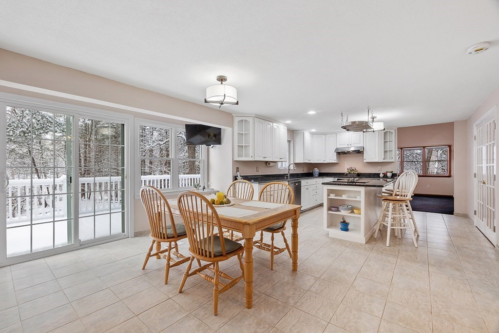 157 Mill Road Chelmsford, MA 01824 - Photo 4 of 42 Gallery Image 4