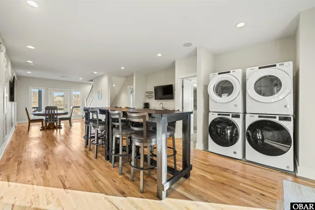 $2,200,000 | 2237 Sandfiddler Road, Unit 9, Corolla, NC 27927