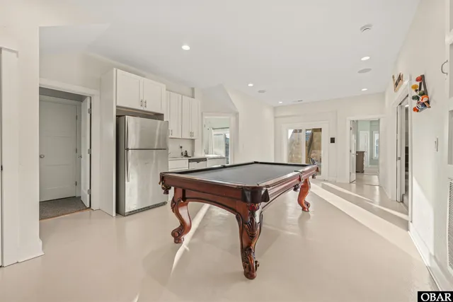 $2,200,000 | 2237 Sandfiddler Road, Unit 9, Corolla, NC 27927