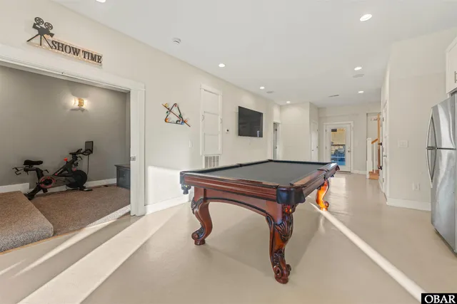 $2,200,000 | 2237 Sandfiddler Road, Unit 9, Corolla, NC 27927