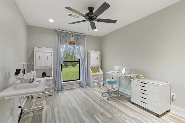 $425,000 | 3319 Shadowcrest Lane, Spring, TX 77380