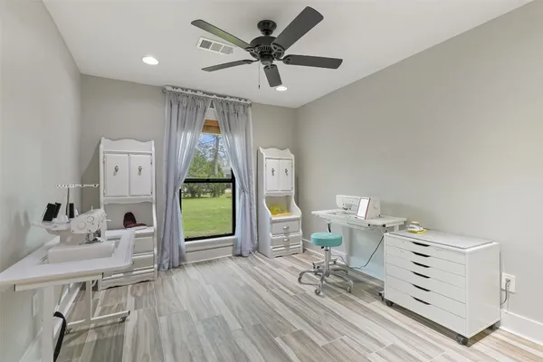 $425,000 | 3319 Shadowcrest Lane, Spring, TX 77380