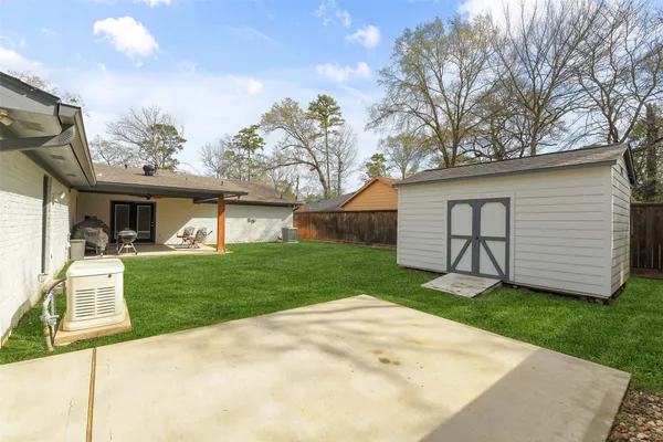 $425,000 | 3319 Shadowcrest Lane, Spring, TX 77380