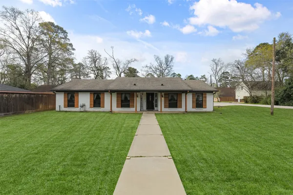 $425,000 | 3319 Shadowcrest Lane, Spring, TX 77380