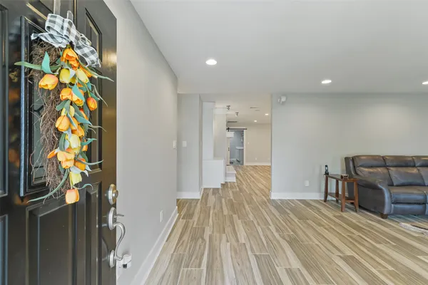 $425,000 | 3319 Shadowcrest Lane, Spring, TX 77380