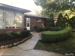 21366 Littlestone Road Harper Woods, MI 48225 - Photo 11 of 14