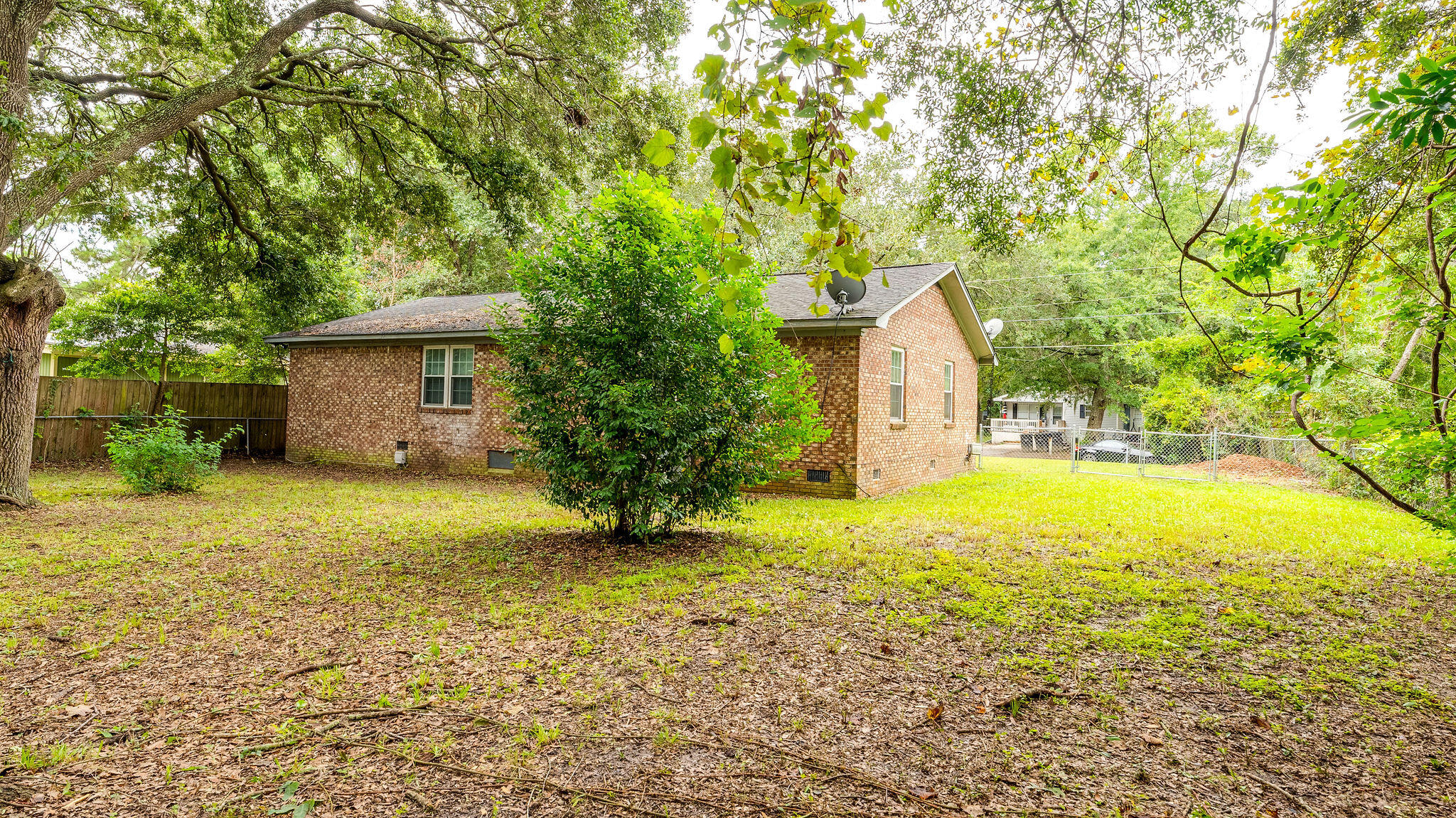 692 York Street Mount Pleasant, SC 29464 - Photo 25 of 28 692-25