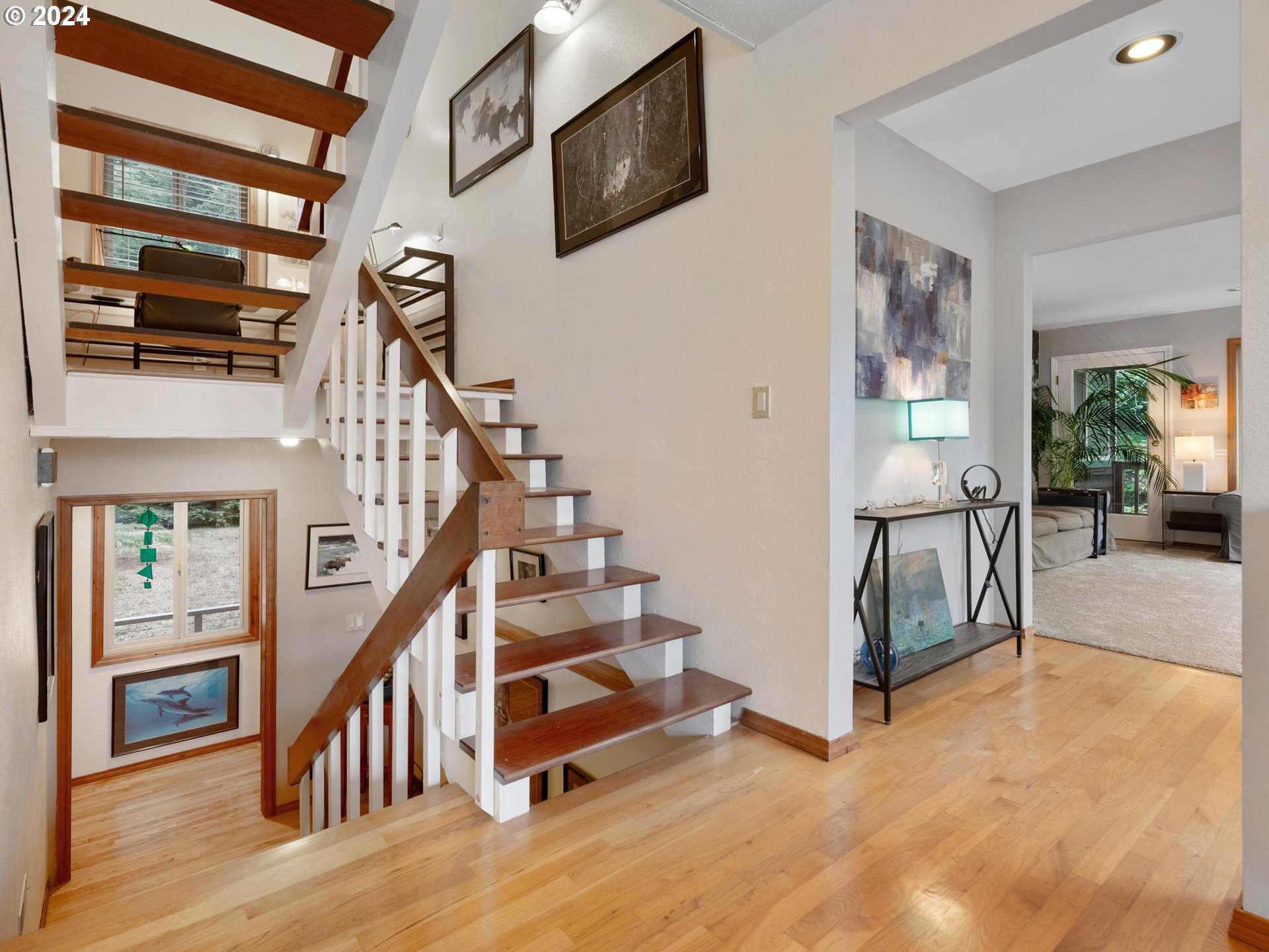 24920 Southwest Melott Road Hillsboro, OR 97123 - Photo 6 of 47 Staircase