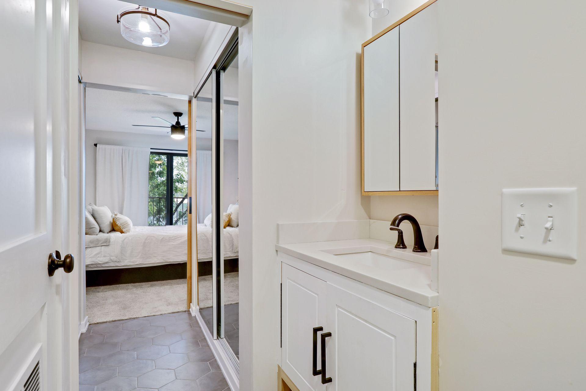 7200 Cahill Road, Unit 306 Edina, MN 55439 - Photo 25 of 35 Gallery Image 25