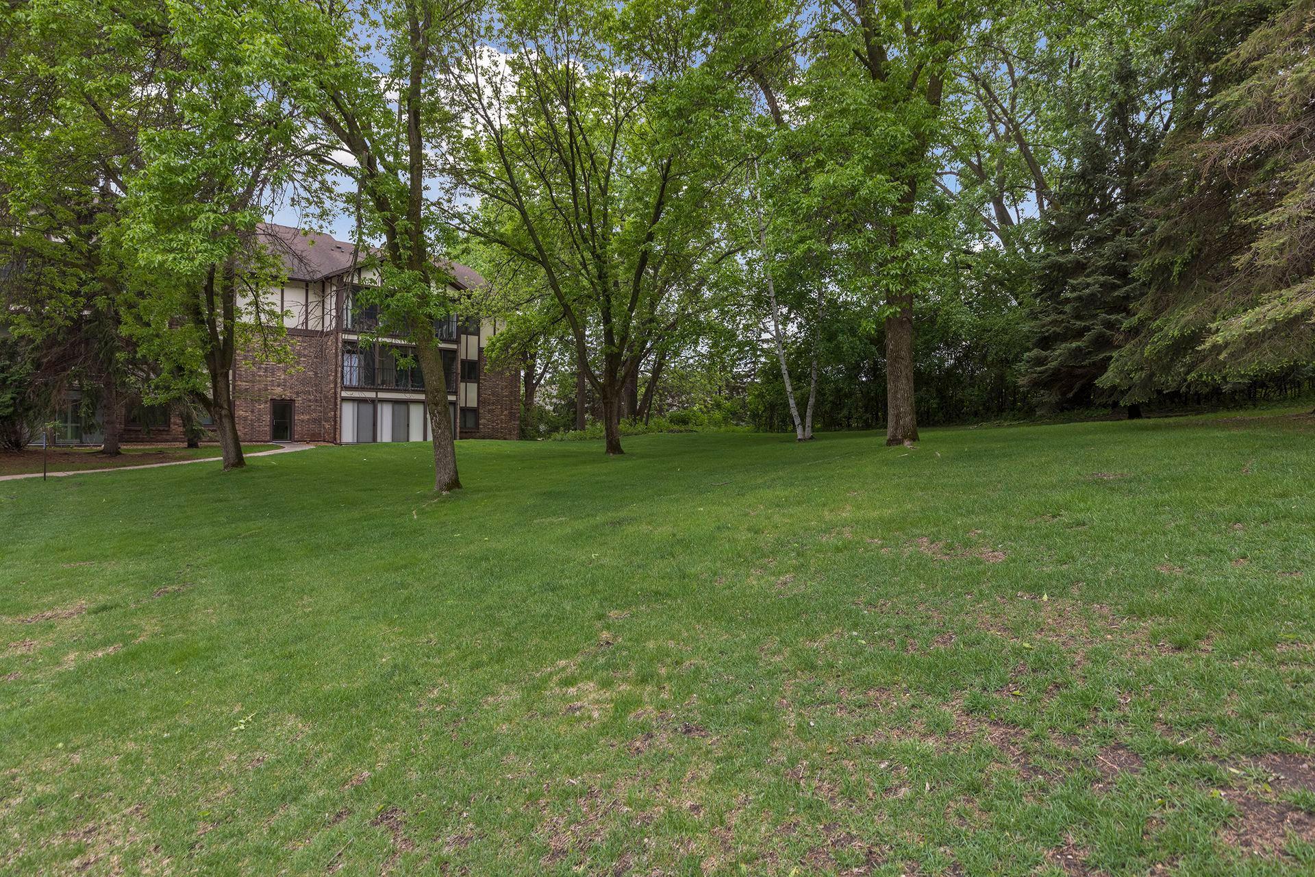 7200 Cahill Road, Unit 306 Edina, MN 55439 - Photo 33 of 35 Gallery Image 33
