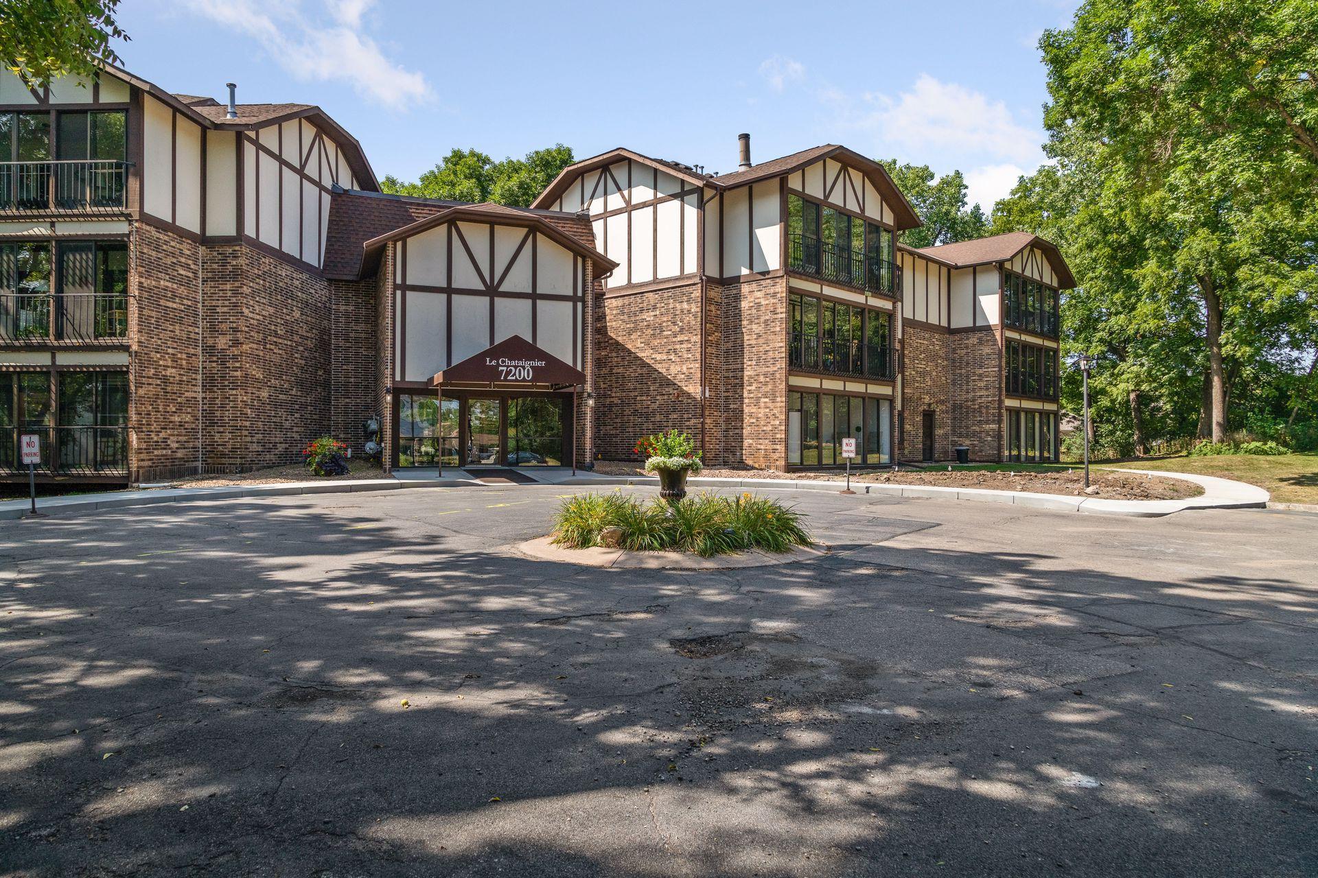 7200 Cahill Road, Unit 306 Edina, MN 55439 - Photo 34 of 35 Gallery Image 34