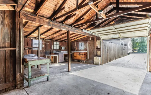 $131,900 | 528 East Parkland Avenue, Evansville, IN 47711