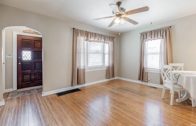 $131,900 | 528 East Parkland Avenue, Evansville, IN 47711