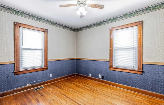 $131,900 | 528 East Parkland Avenue, Evansville, IN 47711