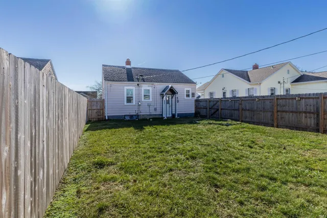 $131,900 | 528 East Parkland Avenue, Evansville, IN 47711