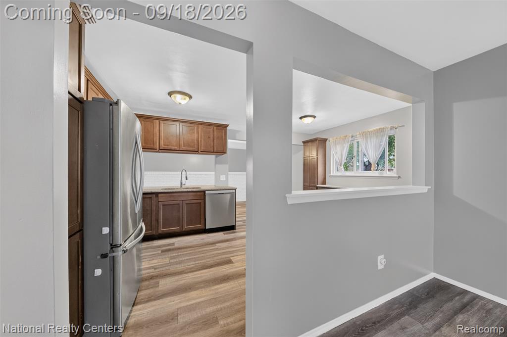 43843 Applewood Road Canton, MI 48188 - Photo 7 of 46 Gallery Image 7