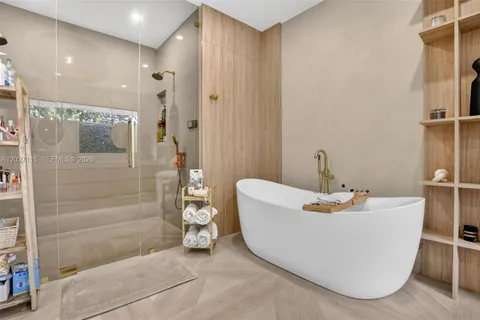 $3,975,000 | 12111 Northwest 5th Court, Plantation, FL 33325