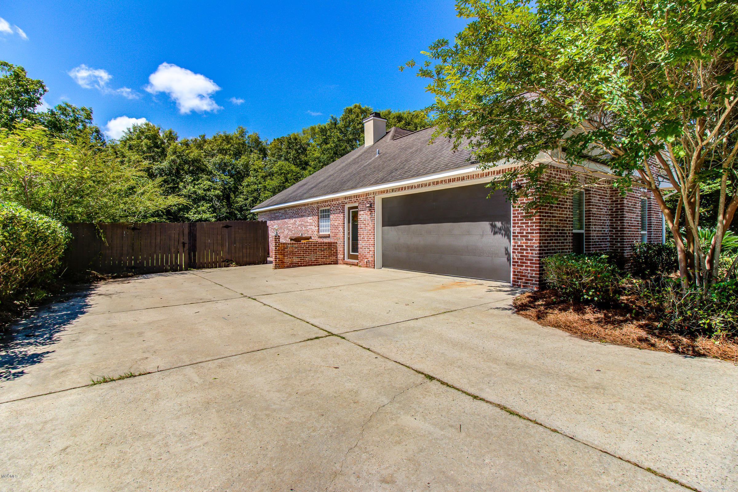 14765 North Swan Road Gulfport, MS 39503 - Photo 2 of 29 Eddie Knox - 14765 N Swan Rd (4)