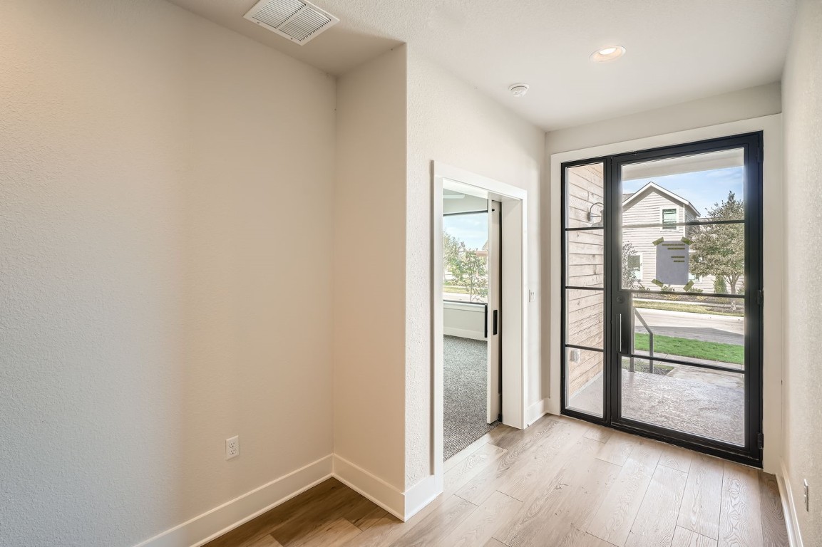 9027 Cattle Baron Path Austin, TX 78747 - Photo 3 of 28