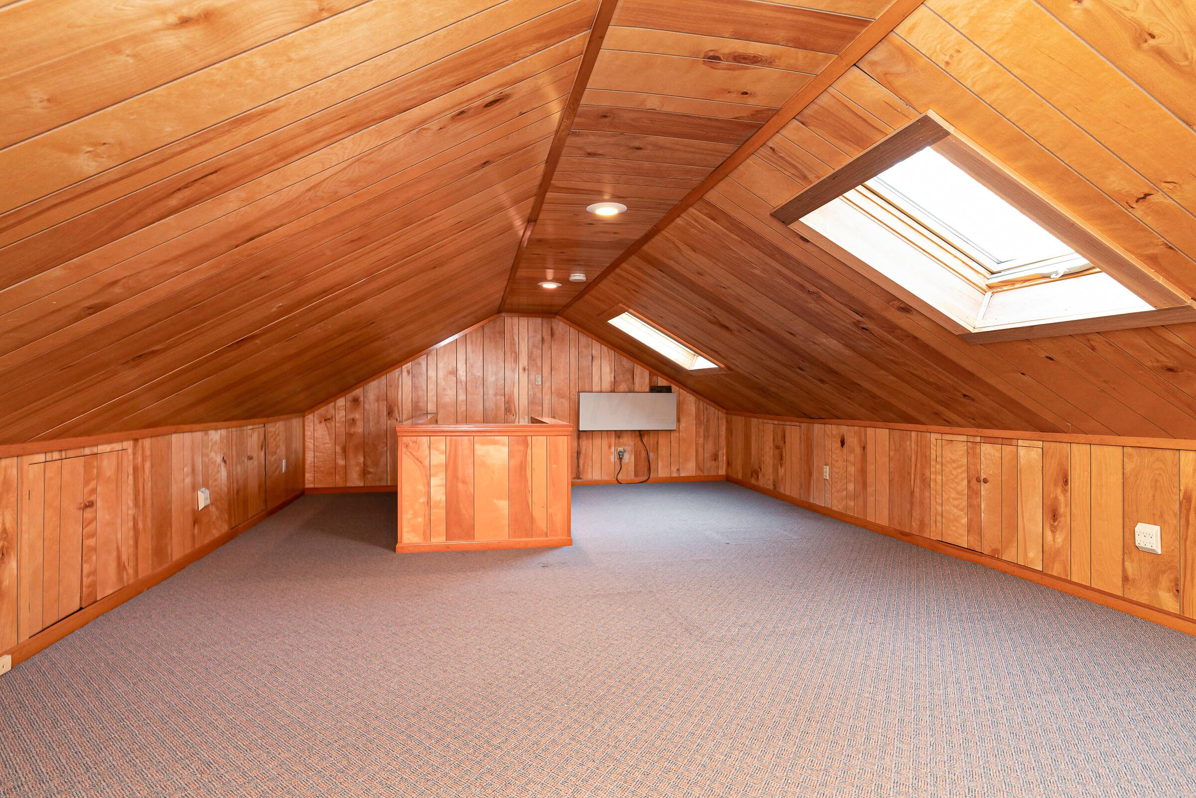 1733 Cardiff Road Columbus, OH 43221 - Photo 46 of 54 Bonus Room Attic
