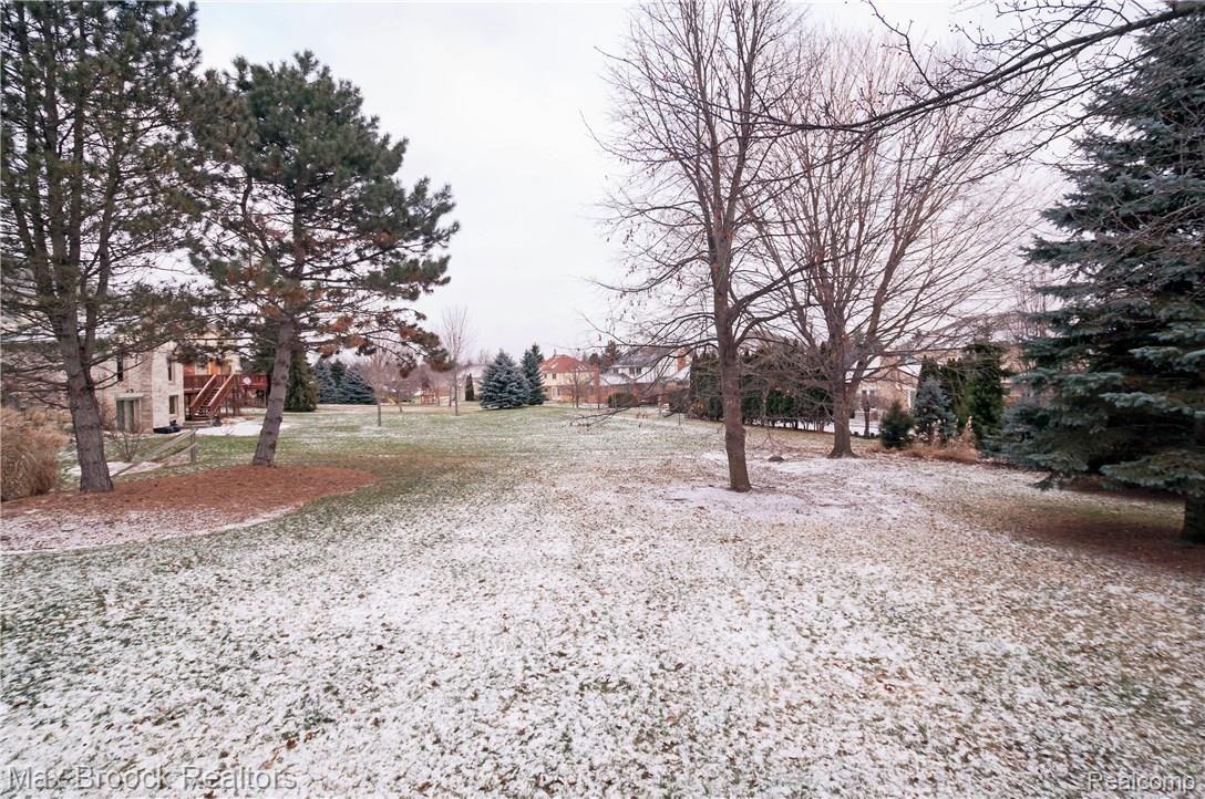 1142 Sandy Ridge Drive Rochester, MI 48306 - Photo 51 of 52 49.JPG