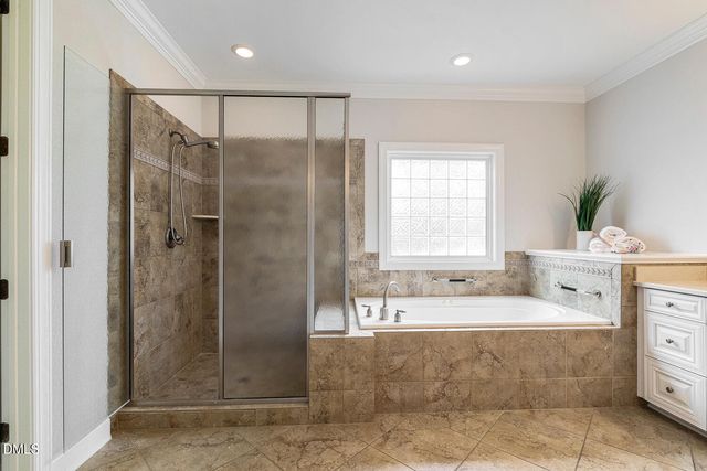 $925,000 | 404 Vintage Hill Circle, Apex, NC 27539