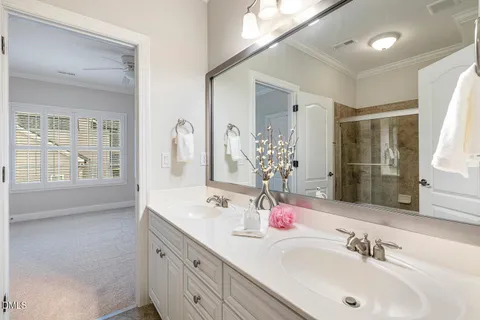 $975,000 | 404 Vintage Hill Circle, Apex, NC 27539