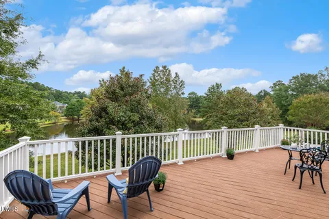 $975,000 | 404 Vintage Hill Circle, Apex, NC 27539