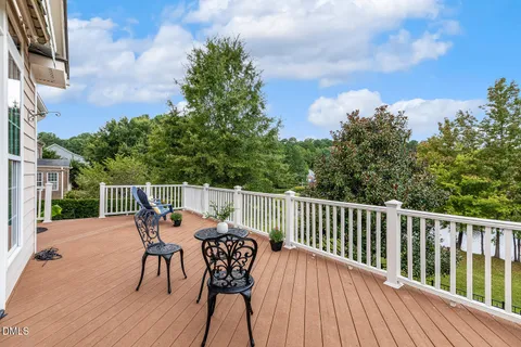 $975,000 | 404 Vintage Hill Circle, Apex, NC 27539