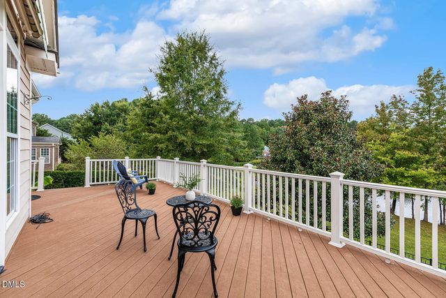 $925,000 | 404 Vintage Hill Circle, Apex, NC 27539