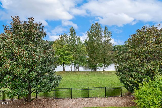 $925,000 | 404 Vintage Hill Circle, Apex, NC 27539