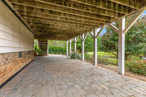 $975,000 | 404 Vintage Hill Circle, Apex, NC 27539