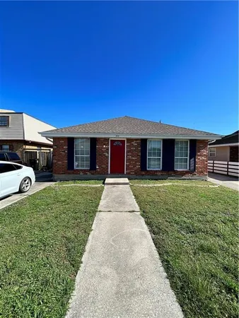 $1,400 | 3917 Jupiter Drive, Chalmette, LA 70043