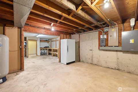 $889,950 | 6421 144th Street Northwest, Gig Harbor, WA 98332