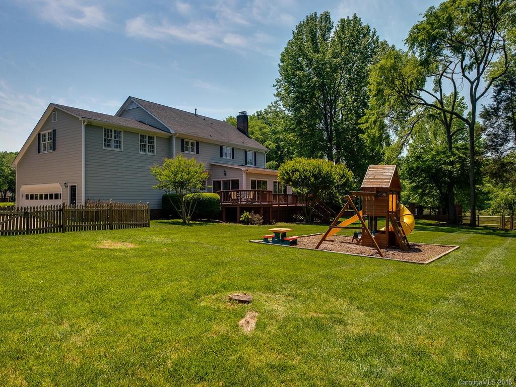 6337 Dovefield Road Charlotte, NC 28277 - Photo 29 of 35 Gallery Image 29